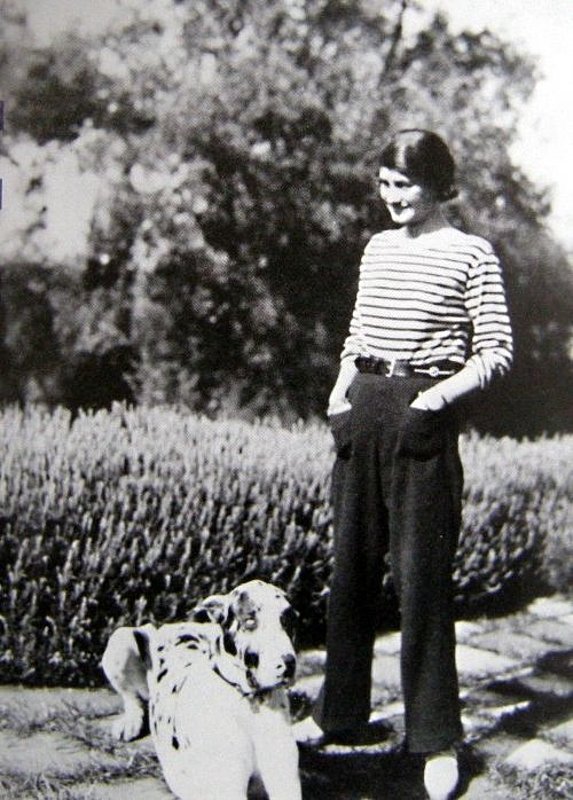 Gabrielle Chanel - Fondatrice de la Maison CHANEL - 1930